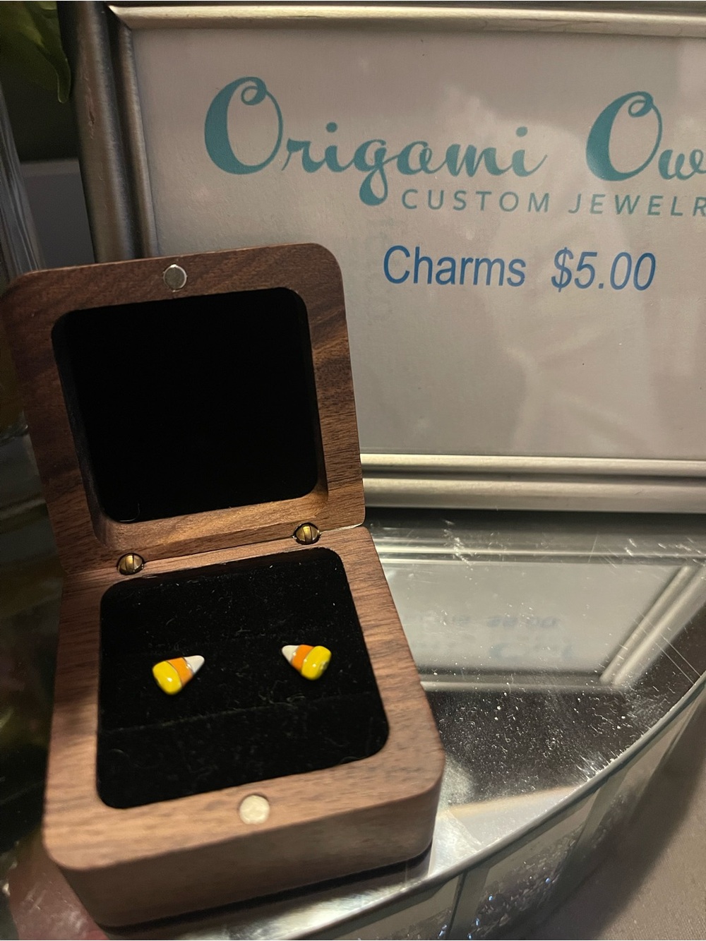 Origami Owl Candy Corn - Yellow, Orange & White